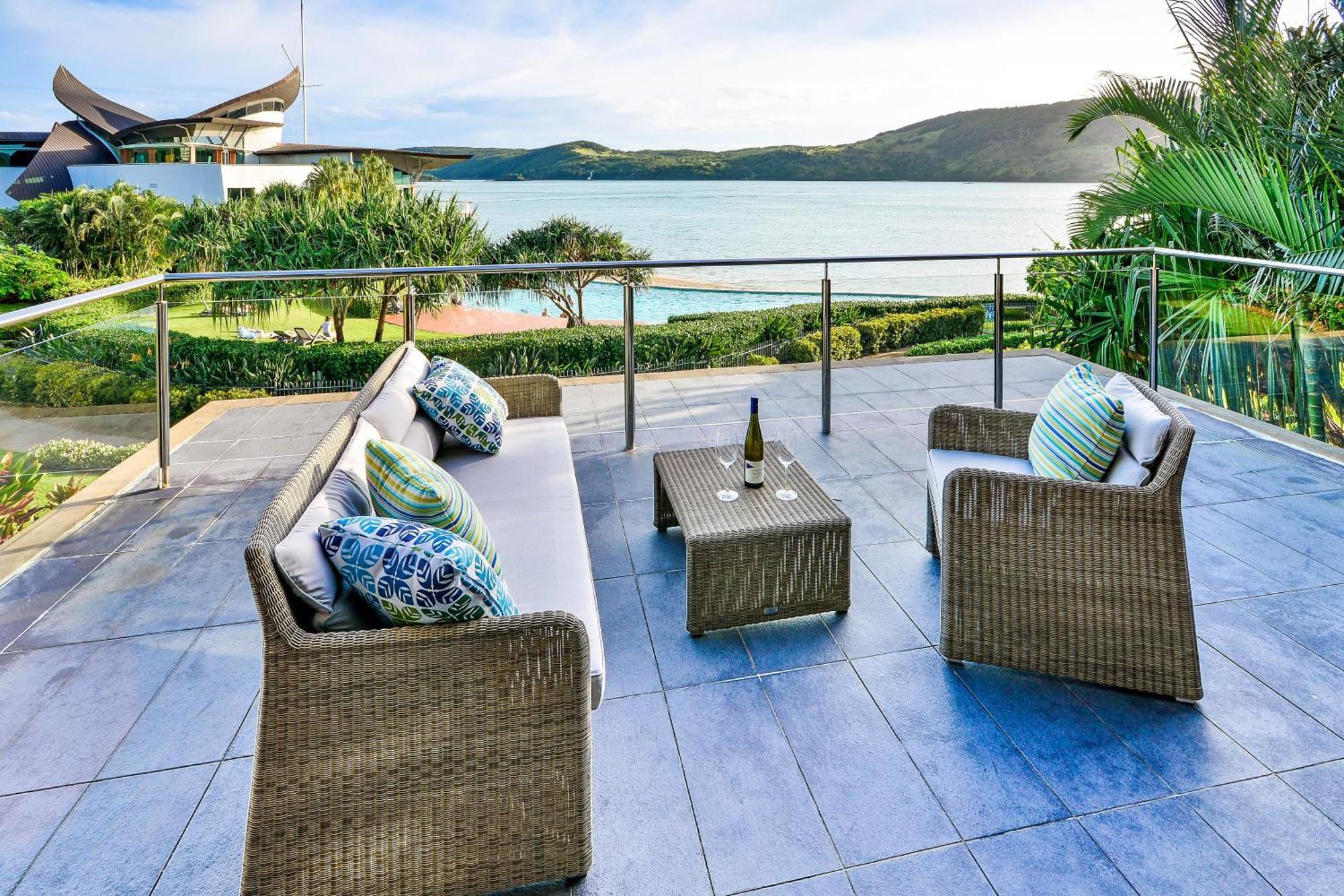 Yacht Club Villas On Hamilton Island By Hiha Exterior photo