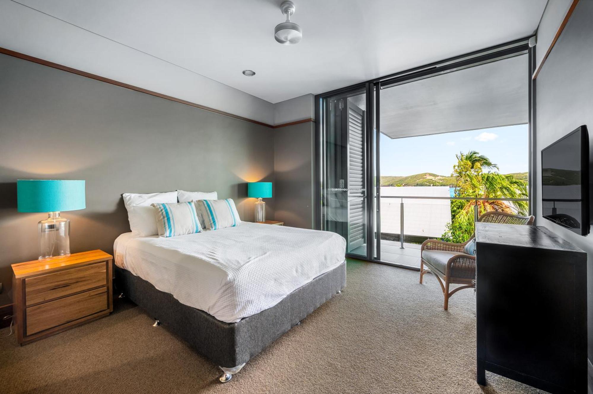 Yacht Club Villas On Hamilton Island By Hiha Exterior photo