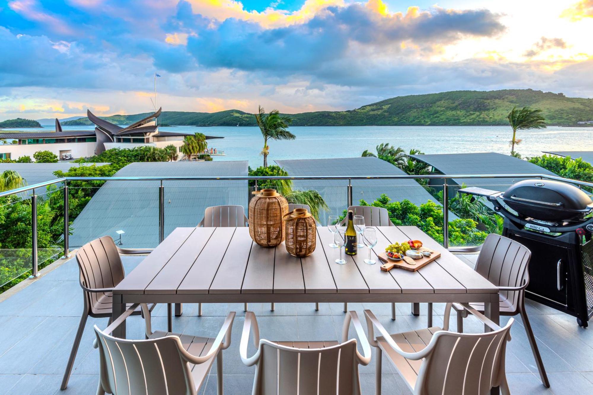 Yacht Club Villas On Hamilton Island By Hiha Exterior photo