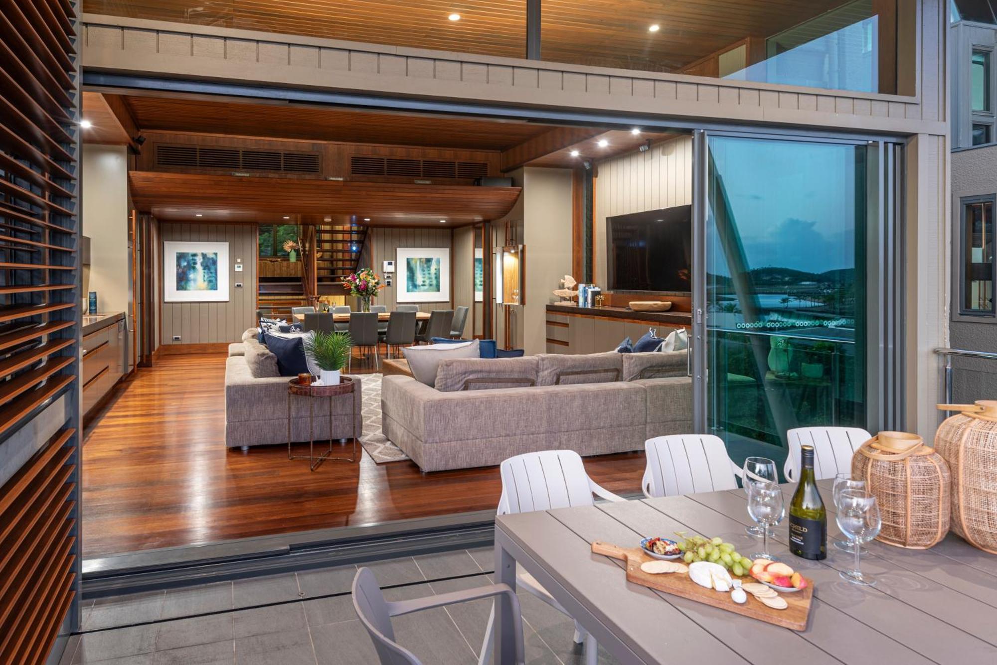 Yacht Club Villas On Hamilton Island By Hiha Exterior photo