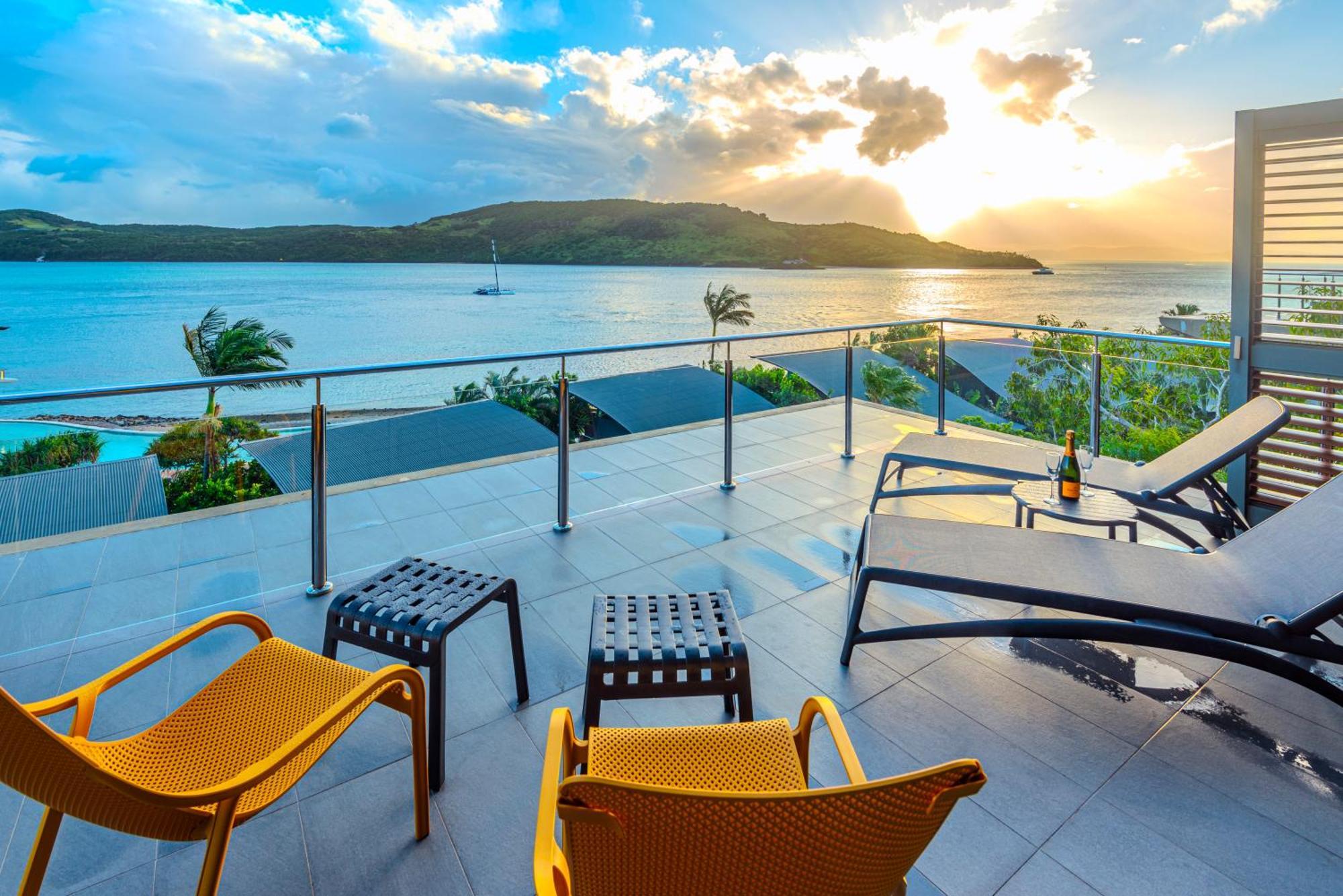 Yacht Club Villas On Hamilton Island By Hiha Exterior photo